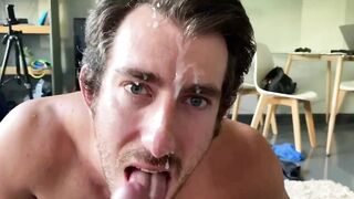 Bareback fucking guys end with a sexy cum facial