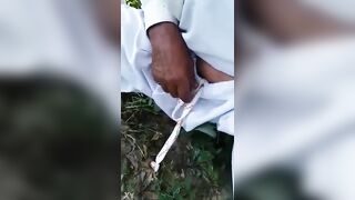 Budha uncle gets cock sucking from hyderabadi gay man