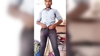 Dusky marathi boy masturbating online